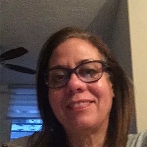 Meet your Posher, Mercedes